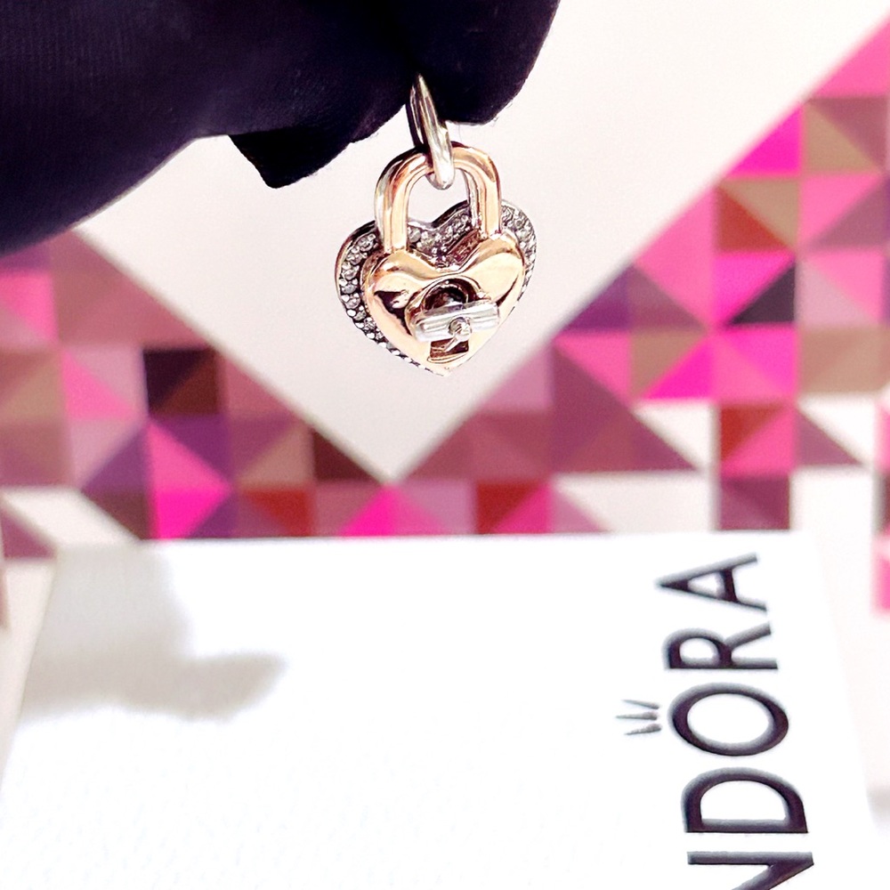 PANDORA Two-tone Twistable Heart Padlock Double Dangle Charm w/box - Picture 2 of 11
